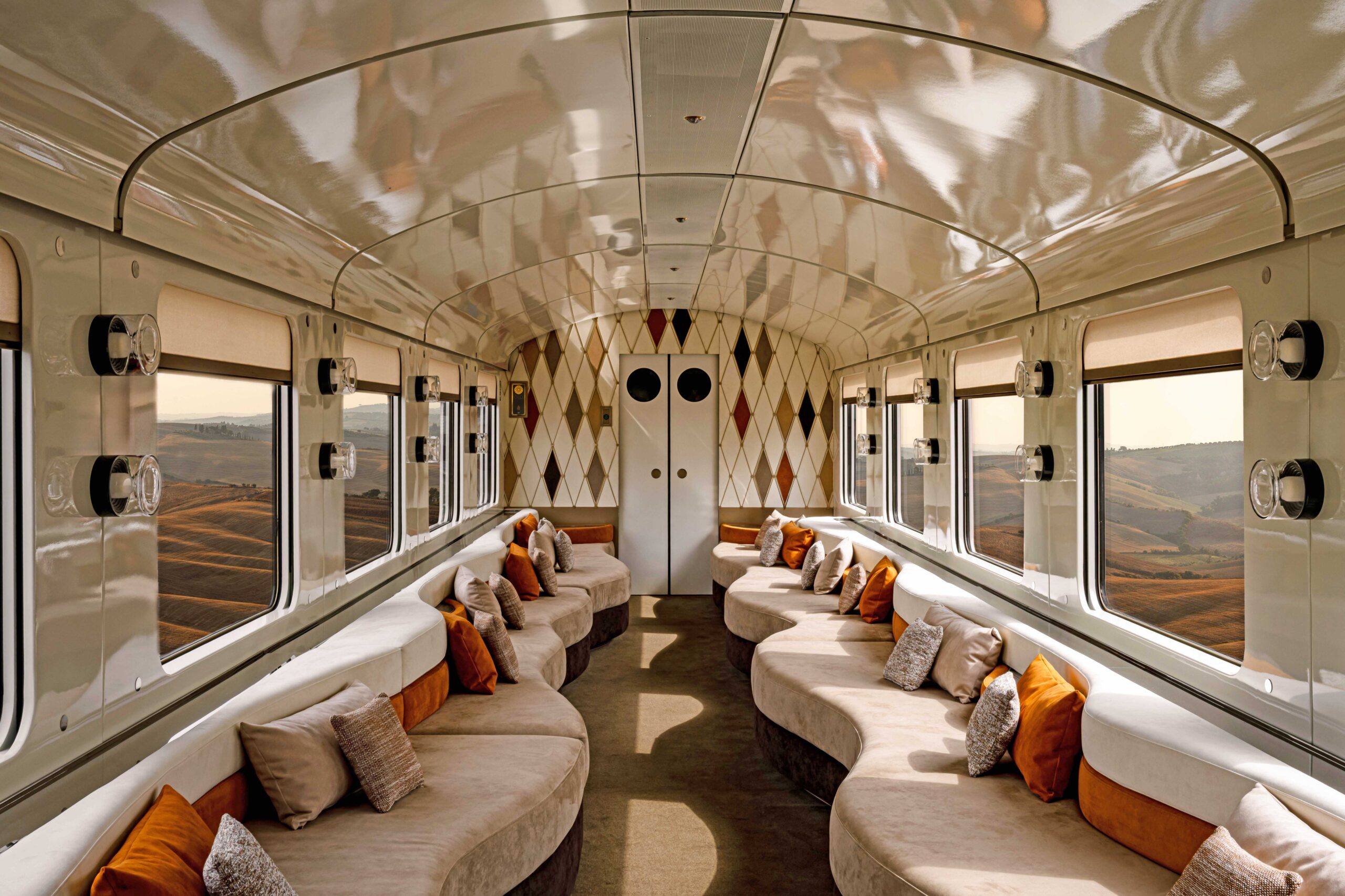 BAR-CAR_©La-Dolce-Vita-Orient-Express