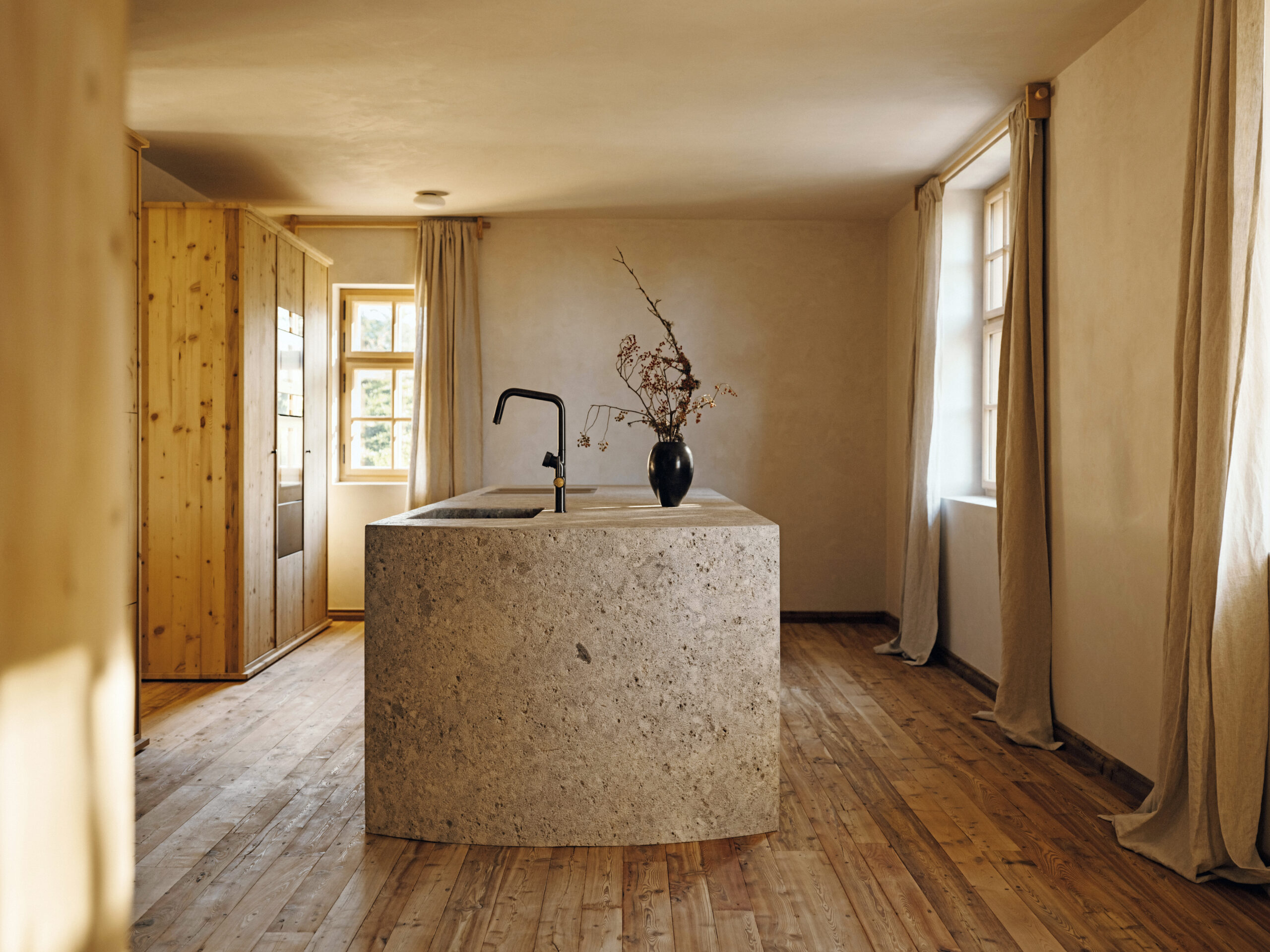 FORESTIS-Villa-Kitchen-1