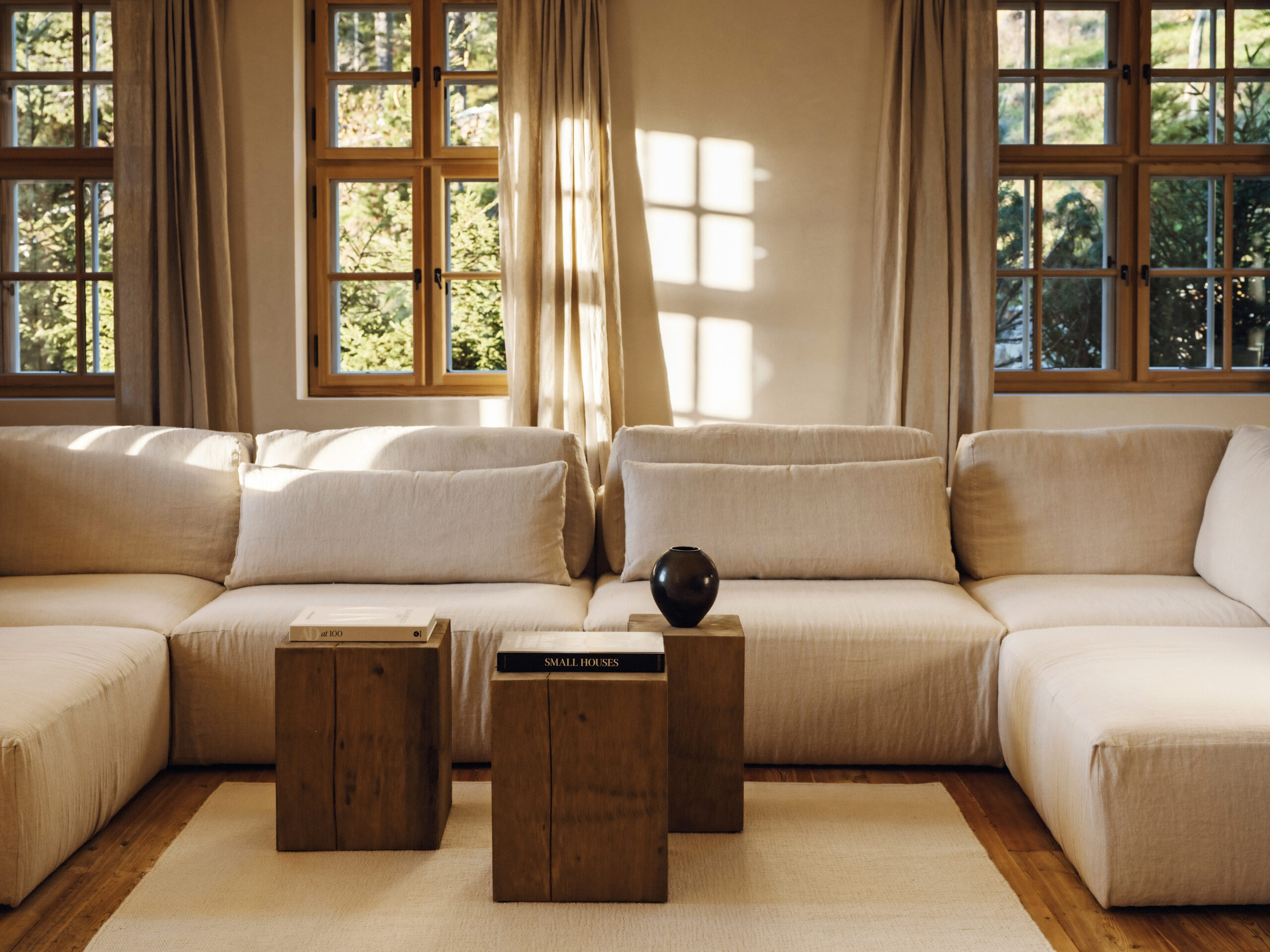 FORESTIS-Villa-Living-Room-1
