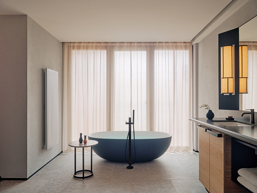 ROSA ALPINA__HERO BATHROOM_208_0142